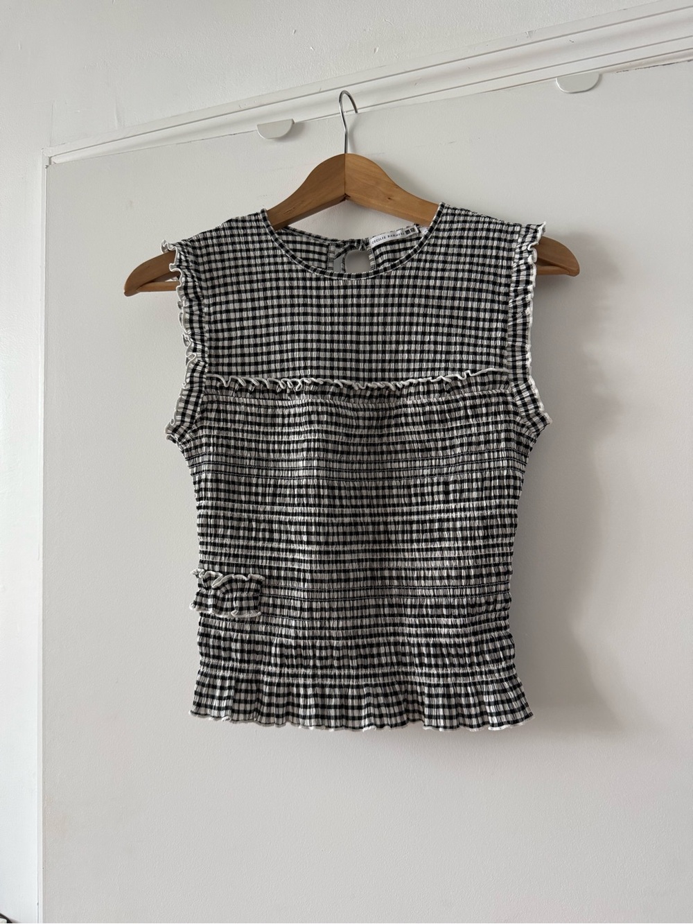 Cecilie Bahnsen x Uniqlo Black & White Gingham Ruffle Sleeveless Top - Picture 4 of 6